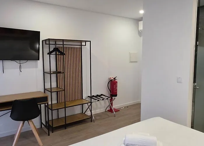 Cais 75 Studios&suites Appartement *