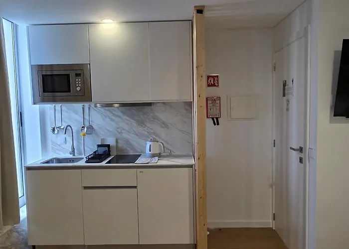 Cais 75 Studios&suites *