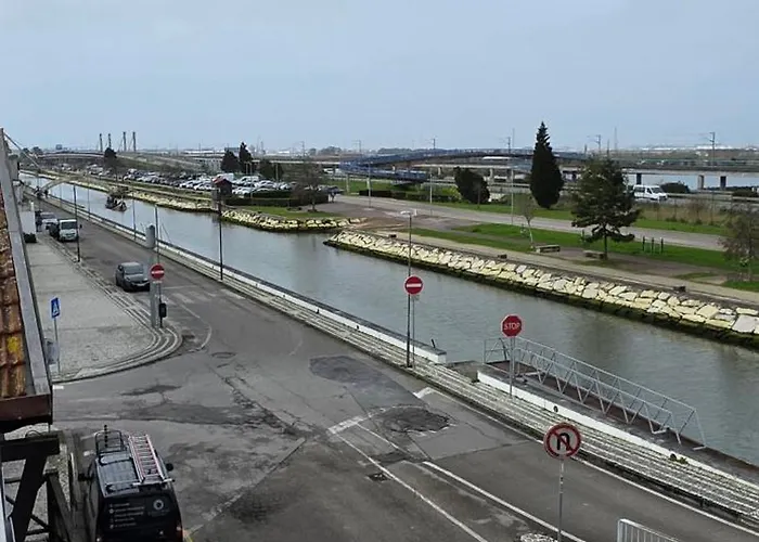 Cais 75 Studios&suites *